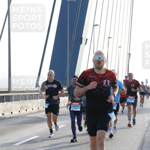 03.10.2026 - Köhlbrandbrückenlauf Strokosch-Dieckow http://msf.ph/oto/10592956 03.10.2026 09:19:26 Position 1 2067 meine-sportfotos.de