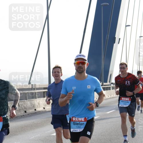 03.10.2026 - Köhlbrandbrückenlauf Strokosch-Dieckow http://msf.ph/oto/10592971 03.10.2026 09:19:29 Position 1 1260, 1097 meine-sportfotos.de
