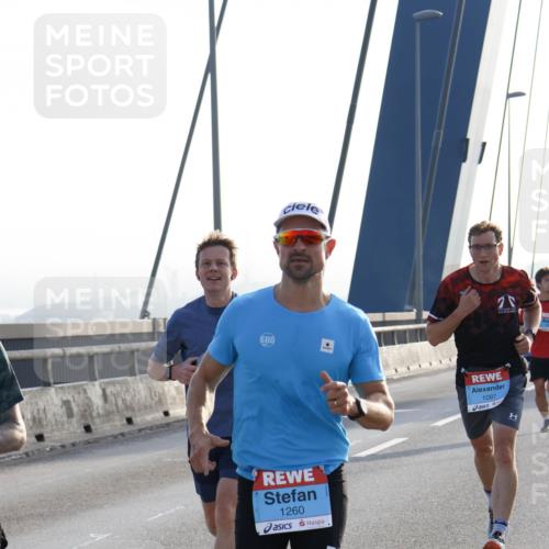 03.10.2026 - Köhlbrandbrückenlauf Strokosch-Dieckow http://msf.ph/oto/10592985 03.10.2026 09:19:29 Position 1 1260, 1097 meine-sportfotos.de