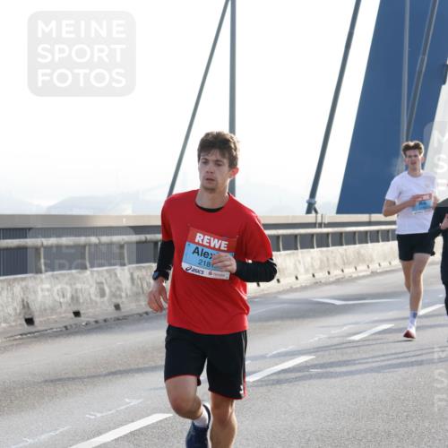 03.10.2026 - Köhlbrandbrückenlauf Strokosch-Dieckow http://msf.ph/oto/10593017 03.10.2026 09:19:34 Position 1 218 meine-sportfotos.de