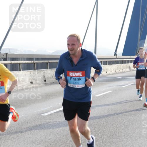 03.10.2026 - Köhlbrandbrückenlauf Strokosch-Dieckow http://msf.ph/oto/10593249 03.10.2026 09:20:05 Position 1 2375, 1357 meine-sportfotos.de