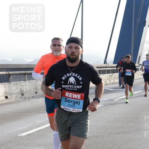 03.10.2026 - Köhlbrandbrückenlauf Strokosch-Dieckow http://msf.ph/oto/10593353 03.10.2026 09:20:17 Position 1 2283 meine-sportfotos.de