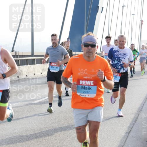 03.10.2026 - Köhlbrandbrückenlauf Strokosch-Dieckow http://msf.ph/oto/10593435 03.10.2026 09:20:27 Position 1 2206, 1, 2237, 45 meine-sportfotos.de