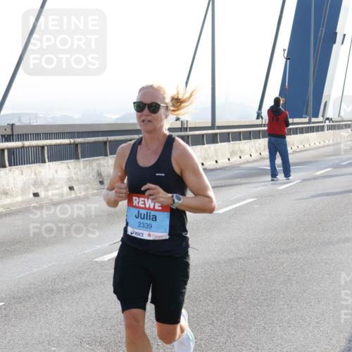 03.10.2026 - Köhlbrandbrückenlauf Strokosch-Dieckow http://msf.ph/oto/10593510 03.10.2026 09:20:39 Position 1 2339 meine-sportfotos.de