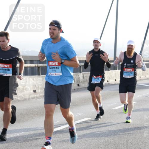 03.10.2026 - Köhlbrandbrückenlauf Strokosch-Dieckow http://msf.ph/oto/10593581 03.10.2026 09:20:51 Position 1 2219, 2175, 1392 meine-sportfotos.de