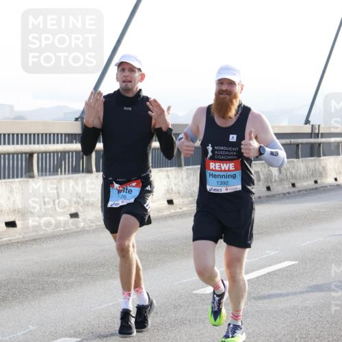 03.10.2026 - Köhlbrandbrückenlauf Strokosch-Dieckow http://msf.ph/oto/10593595 03.10.2026 09:20:52 Position 1 126, 1392 meine-sportfotos.de