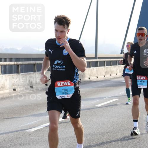 03.10.2026 - Köhlbrandbrückenlauf Strokosch-Dieckow http://msf.ph/oto/10593682 03.10.2026 09:21:03 Position 1 3769, 2309 meine-sportfotos.de