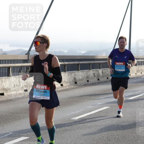 03.10.2026 - Köhlbrandbrückenlauf Strokosch-Dieckow http://msf.ph/oto/10593711 03.10.2026 09:21:06 Position 1 2246, 1129 meine-sportfotos.de