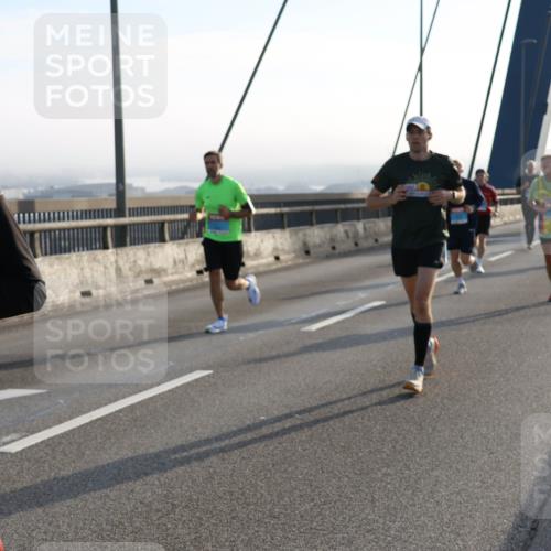 03.10.2026 - Köhlbrandbrückenlauf Strokosch-Dieckow http://msf.ph/oto/10593777 03.10.2026 09:21:16 Position 1 2188 meine-sportfotos.de