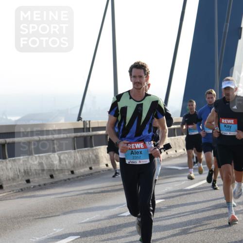 03.10.2026 - Köhlbrandbrückenlauf Strokosch-Dieckow http://msf.ph/oto/10593922 03.10.2026 09:21:38 Position 1 2352, 1204 meine-sportfotos.de
