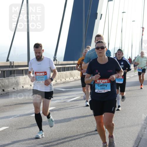 03.10.2026 - Köhlbrandbrückenlauf Strokosch-Dieckow http://msf.ph/oto/10594117 03.10.2026 09:21:59 Position 1 2190, 24, 1952 meine-sportfotos.de