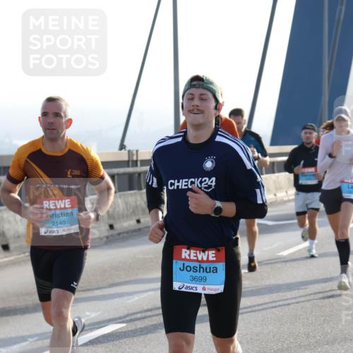 03.10.2026 - Köhlbrandbrückenlauf Strokosch-Dieckow http://msf.ph/oto/10594161 03.10.2026 09:22:03 Position 1 24, 2140, 3699 meine-sportfotos.de