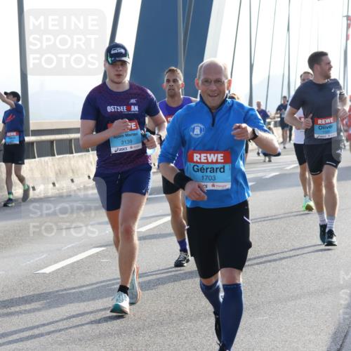 03.10.2026 - Köhlbrandbrückenlauf Strokosch-Dieckow http://msf.ph/oto/10594373 03.10.2026 09:22:29 Position 1 2139, 1703, 1526 meine-sportfotos.de