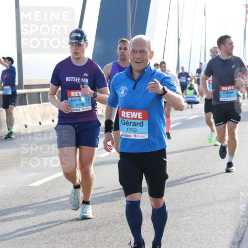 03.10.2026 - Köhlbrandbrückenlauf Strokosch-Dieckow http://msf.ph/oto/10594383 03.10.2026 09:22:29 Position 1 2139, 1703, 1526 meine-sportfotos.de