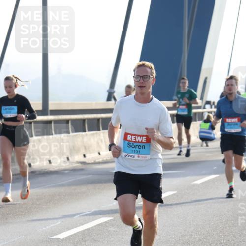 03.10.2026 - Köhlbrandbrückenlauf Strokosch-Dieckow http://msf.ph/oto/10594533 03.10.2026 09:22:52 Position 1 2319, 1101 meine-sportfotos.de