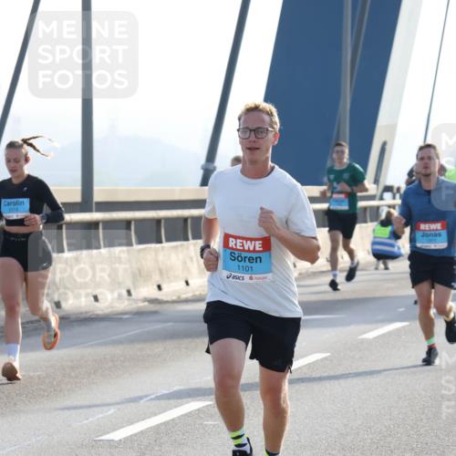 03.10.2026 - Köhlbrandbrückenlauf Strokosch-Dieckow http://msf.ph/oto/10594537 03.10.2026 09:22:52 Position 1 2319, 1101 meine-sportfotos.de