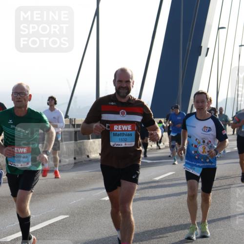 03.10.2026 - Köhlbrandbrückenlauf Strokosch-Dieckow http://msf.ph/oto/10594552 03.10.2026 09:23:02 Position 1 1054, 1532 meine-sportfotos.de