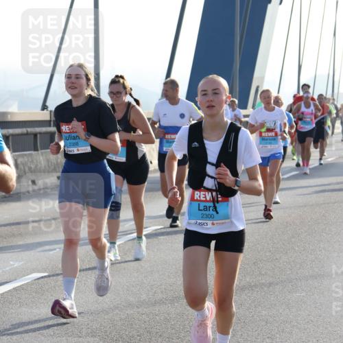 03.10.2026 - Köhlbrandbrückenlauf Strokosch-Dieckow http://msf.ph/oto/10594672 03.10.2026 09:23:13 Position 1 2388, 2300 meine-sportfotos.de