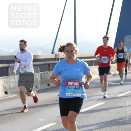 03.10.2026 - Köhlbrandbrückenlauf Strokosch-Dieckow http://msf.ph/oto/10594699 03.10.2026 09:23:18 Position 1 1267 meine-sportfotos.de