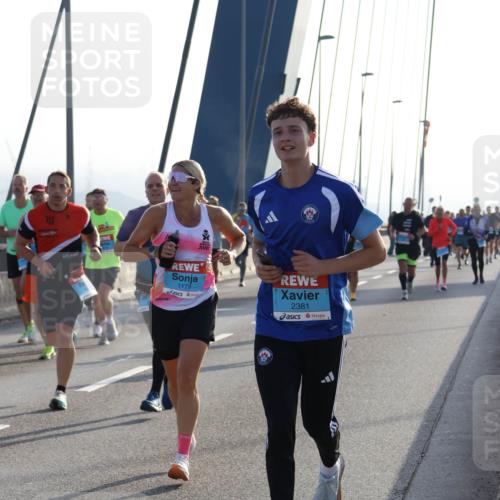 03.10.2026 - Köhlbrandbrückenlauf Strokosch-Dieckow http://msf.ph/oto/10594736 03.10.2026 09:23:22 Position 1 1179, 2381 meine-sportfotos.de