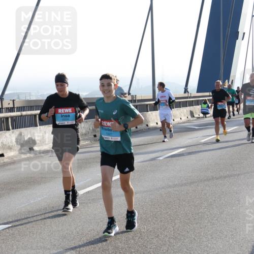 03.10.2026 - Köhlbrandbrückenlauf Strokosch-Dieckow http://msf.ph/oto/10594763 03.10.2026 09:23:27 Position 1 2224, 1227 meine-sportfotos.de