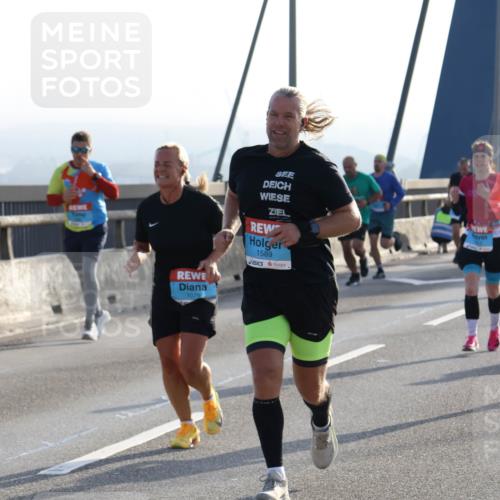 03.10.2026 - Köhlbrandbrückenlauf Strokosch-Dieckow http://msf.ph/oto/10594784 03.10.2026 09:23:31 Position 1 1079, 1589 meine-sportfotos.de