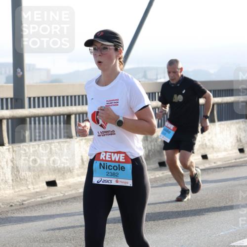 03.10.2026 - Köhlbrandbrückenlauf Strokosch-Dieckow http://msf.ph/oto/10594826 03.10.2026 09:23:38 Position 1 1, 2382 meine-sportfotos.de