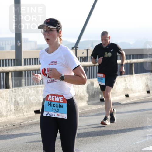 03.10.2026 - Köhlbrandbrückenlauf Strokosch-Dieckow http://msf.ph/oto/10594833 03.10.2026 09:23:38 Position 1 1, 2382 meine-sportfotos.de