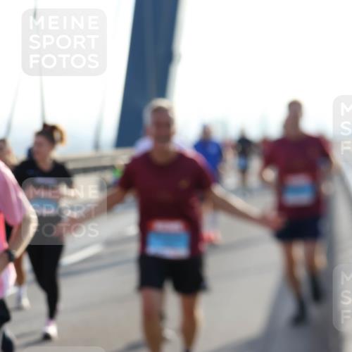 03.10.2026 - Köhlbrandbrückenlauf Strokosch-Dieckow http://msf.ph/oto/10595404 03.10.2026 09:25:02 Position 1  meine-sportfotos.de