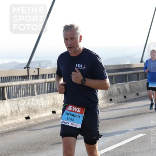 03.10.2026 - Köhlbrandbrückenlauf Strokosch-Dieckow http://msf.ph/oto/10595449 03.10.2026 09:25:11 Position 1 1648 meine-sportfotos.de