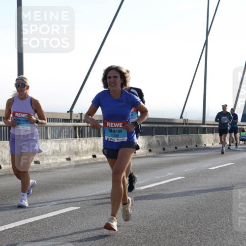 03.10.2026 - Köhlbrandbrückenlauf Strokosch-Dieckow http://msf.ph/oto/10595591 03.10.2026 09:25:52 Position 1 2707, 2338 meine-sportfotos.de