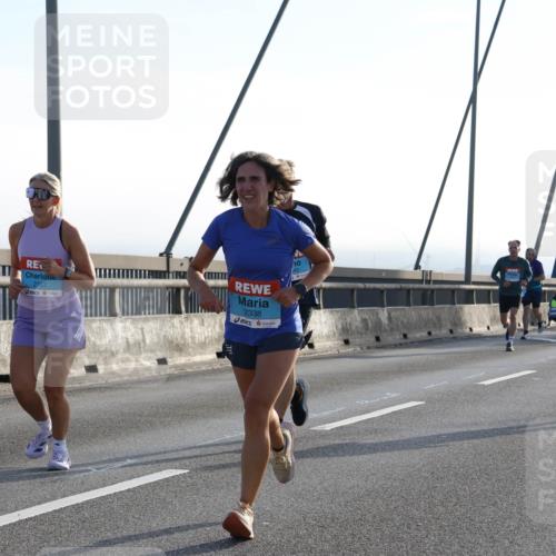 03.10.2026 - Köhlbrandbrückenlauf Strokosch-Dieckow http://msf.ph/oto/10595594 03.10.2026 09:25:52 Position 1 2707, 2338, 10 meine-sportfotos.de