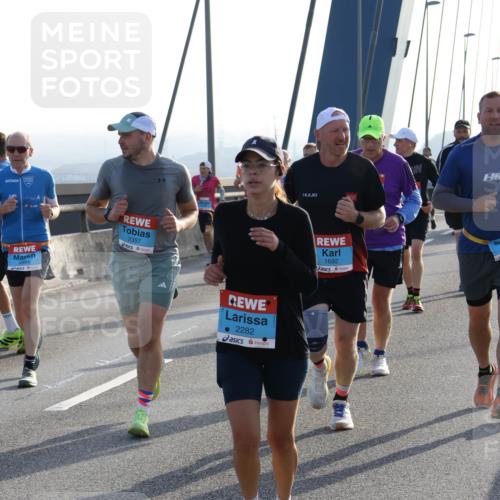 03.10.2026 - Köhlbrandbrückenlauf Strokosch-Dieckow http://msf.ph/oto/10595878 03.10.2026 09:26:44 Position 1 600, 2484, 2357, 2282, 1692 meine-sportfotos.de