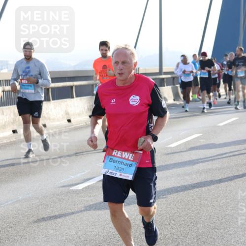 03.10.2026 - Köhlbrandbrückenlauf Strokosch-Dieckow http://msf.ph/oto/10595954 03.10.2026 09:26:58 Position 1 1839 meine-sportfotos.de