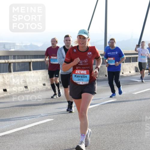 03.10.2026 - Köhlbrandbrückenlauf Strokosch-Dieckow http://msf.ph/oto/10596080 03.10.2026 09:27:38 Position 1 2475 meine-sportfotos.de