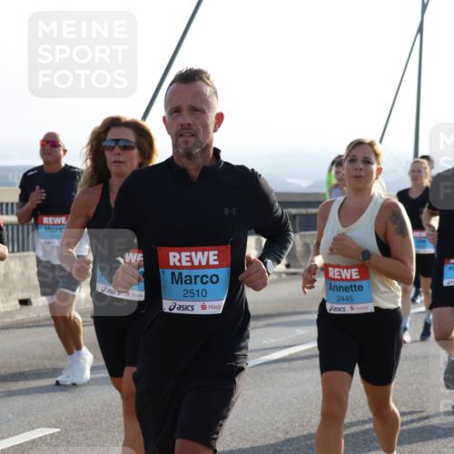03.10.2026 - Köhlbrandbrückenlauf Strokosch-Dieckow http://msf.ph/oto/10596196 03.10.2026 09:28:04 Position 1 2502, 2510, 2445 meine-sportfotos.de