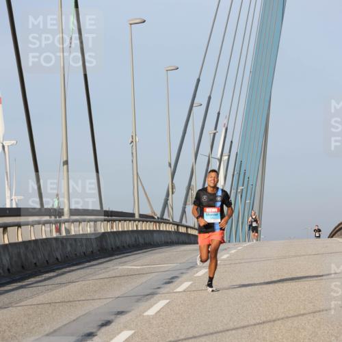 03.10.2026 - Köhlbrandbrückenlauf Strokosch-Dieckow http://msf.ph/oto/10596296 03.10.2026 09:28:40 Position 2  meine-sportfotos.de