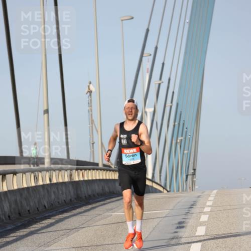 03.10.2026 - Köhlbrandbrückenlauf Strokosch-Dieckow http://msf.ph/oto/10596346 03.10.2026 09:29:00 Position 2 1508 meine-sportfotos.de