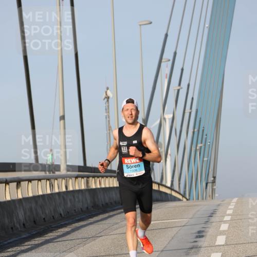 03.10.2026 - Köhlbrandbrückenlauf Strokosch-Dieckow http://msf.ph/oto/10596347 03.10.2026 09:29:01 Position 2 1508 meine-sportfotos.de