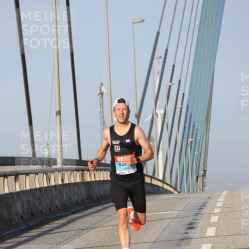 03.10.2026 - Köhlbrandbrückenlauf Strokosch-Dieckow http://msf.ph/oto/10596352 03.10.2026 09:29:01 Position 2 4, 1508 meine-sportfotos.de