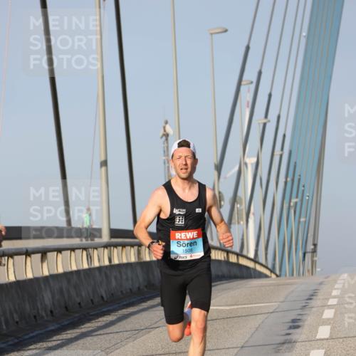 03.10.2026 - Köhlbrandbrückenlauf Strokosch-Dieckow http://msf.ph/oto/10596369 03.10.2026 09:29:01 Position 2 1508 meine-sportfotos.de