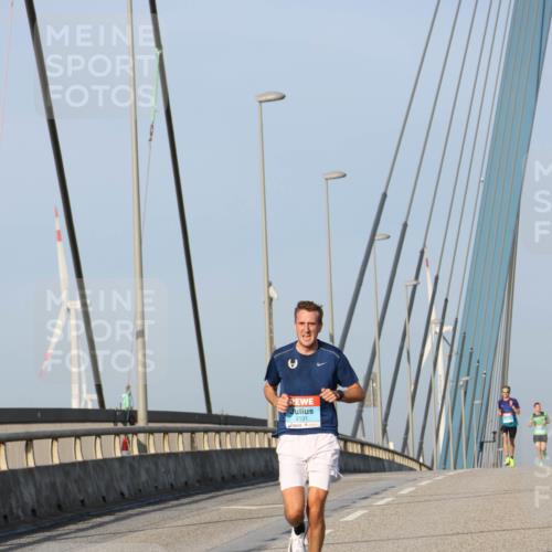 03.10.2026 - Köhlbrandbrückenlauf Strokosch-Dieckow http://msf.ph/oto/10596445 03.10.2026 09:29:39 Position 2 2131 meine-sportfotos.de