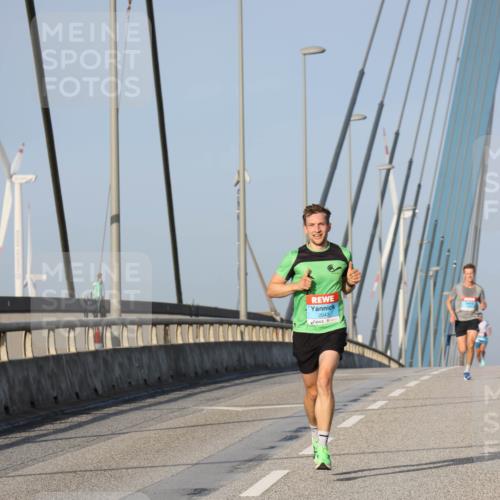 03.10.2026 - Köhlbrandbrückenlauf Strokosch-Dieckow http://msf.ph/oto/10596486 03.10.2026 09:29:55 Position 2 2043 meine-sportfotos.de