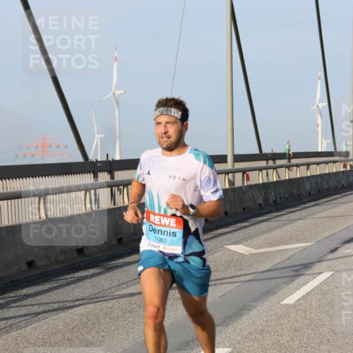 03.10.2026 - Köhlbrandbrückenlauf Strokosch-Dieckow http://msf.ph/oto/10597487 03.10.2026 09:30:19 Position 2 1063 meine-sportfotos.de