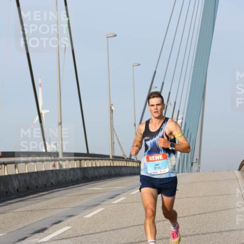 03.10.2026 - Köhlbrandbrückenlauf Strokosch-Dieckow http://msf.ph/oto/10597508 03.10.2026 09:30:26 Position 2 3735 meine-sportfotos.de