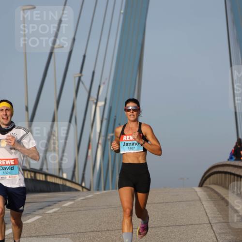 03.10.2026 - Köhlbrandbrückenlauf Strokosch-Dieckow http://msf.ph/oto/10597620 03.10.2026 09:31:03 Position 2 1324, 1467 meine-sportfotos.de