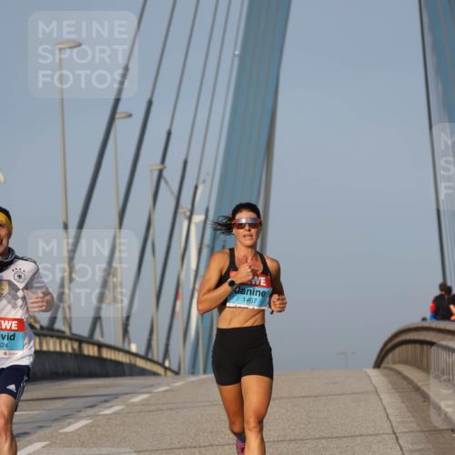 03.10.2026 - Köhlbrandbrückenlauf Strokosch-Dieckow http://msf.ph/oto/10597640 03.10.2026 09:31:04 Position 2 324, 1467 meine-sportfotos.de
