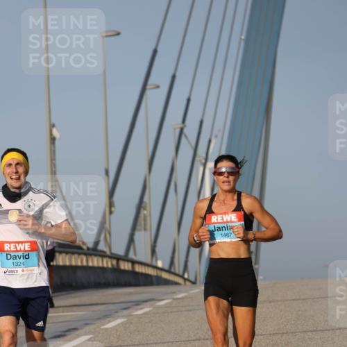 03.10.2026 - Köhlbrandbrückenlauf Strokosch-Dieckow http://msf.ph/oto/10597657 03.10.2026 09:31:04 Position 2 1324, 1467 meine-sportfotos.de