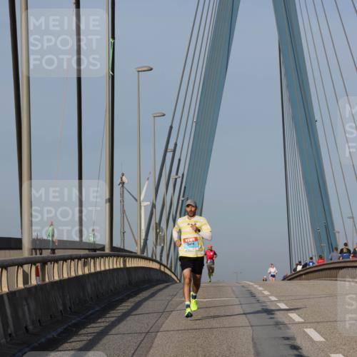03.10.2026 - Köhlbrandbrückenlauf Strokosch-Dieckow http://msf.ph/oto/10597708 03.10.2026 09:31:42 Position 2  meine-sportfotos.de