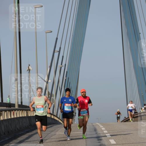 03.10.2026 - Köhlbrandbrückenlauf Strokosch-Dieckow http://msf.ph/oto/10597766 03.10.2026 09:31:54 Position 2 2109 meine-sportfotos.de